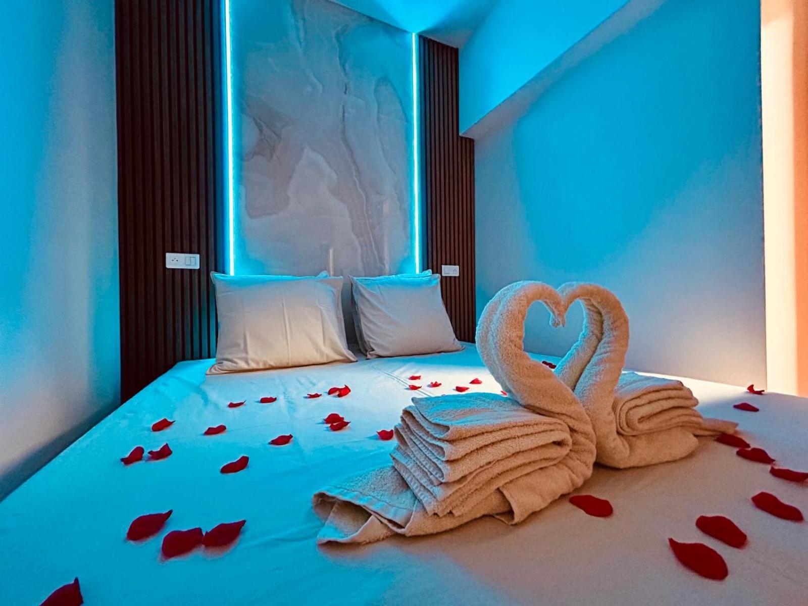 Intimate Escape - Seaside - Spa Bath - Wifi - Ac Nisa Exterior foto