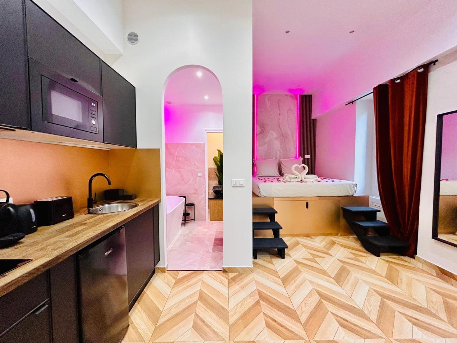 Intimate Escape - Seaside - Spa Bath - Wifi - Ac Nisa Exterior foto